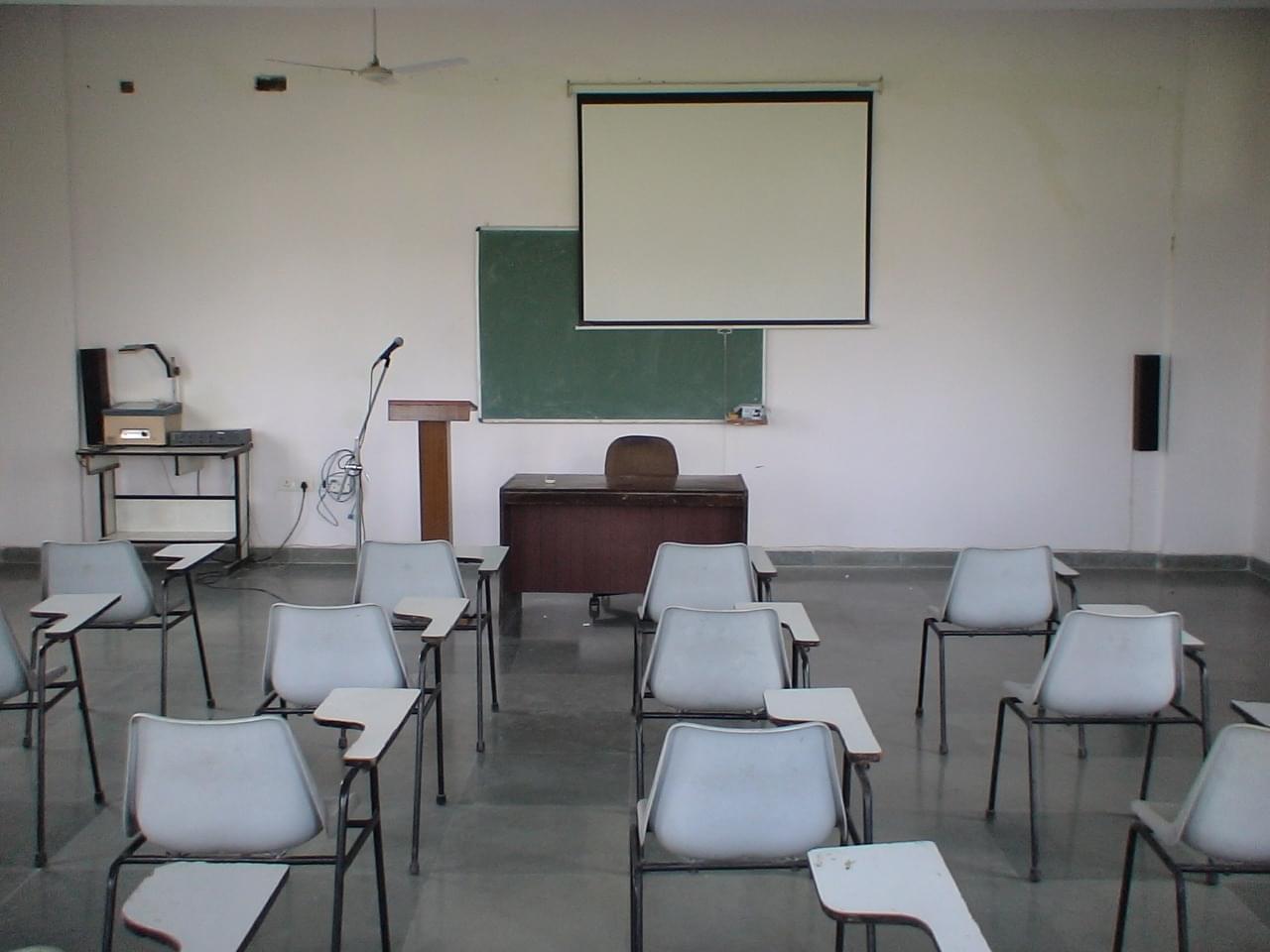 IIF College of Commerce and Management Studies Greater Noida Campus & Facilities photo 20